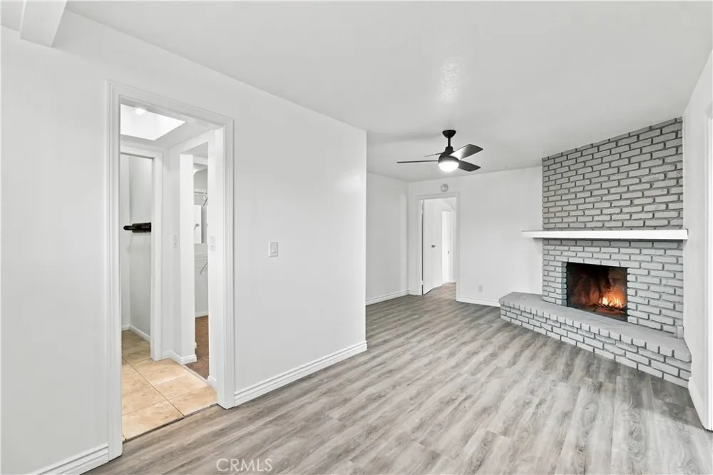 15037 Miami Apple Valley, CA 92307