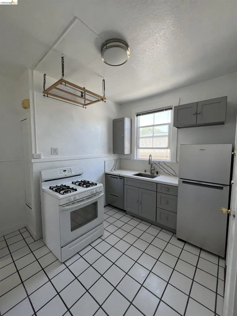 2249 SPAULDING AVE Berkeley, CA 94703