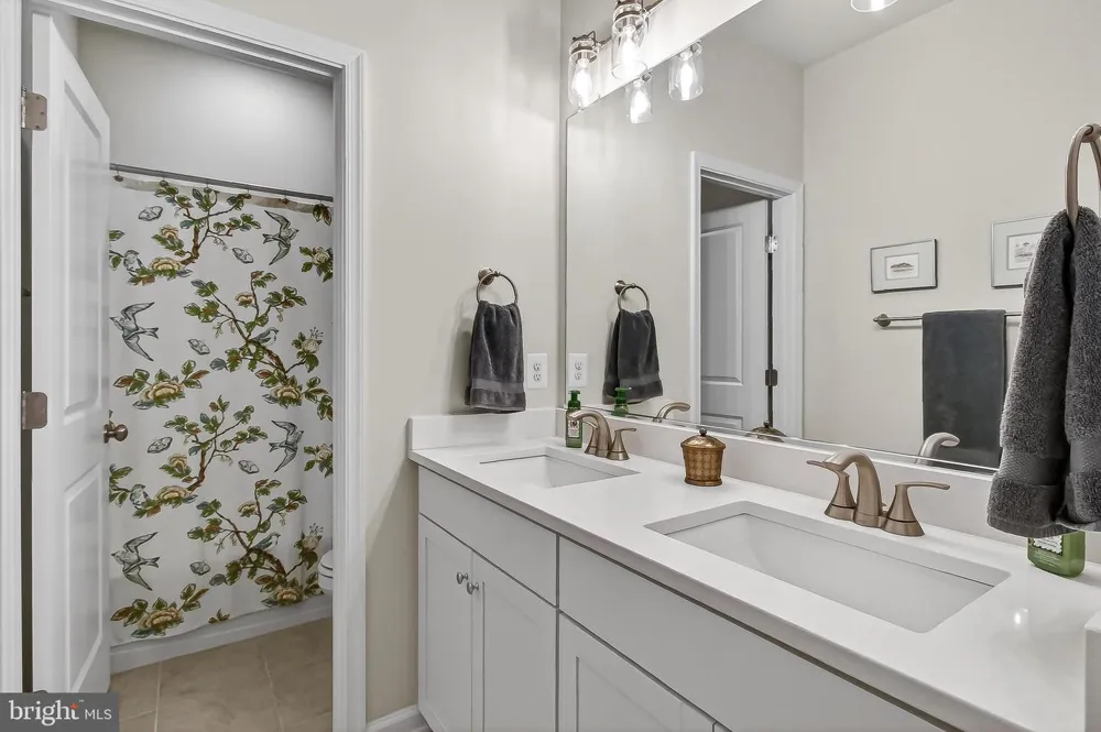 1700 MOCKING JAY TERRACE NE Leesburg, VA 20176