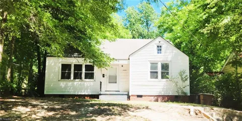 1009 Logan Street