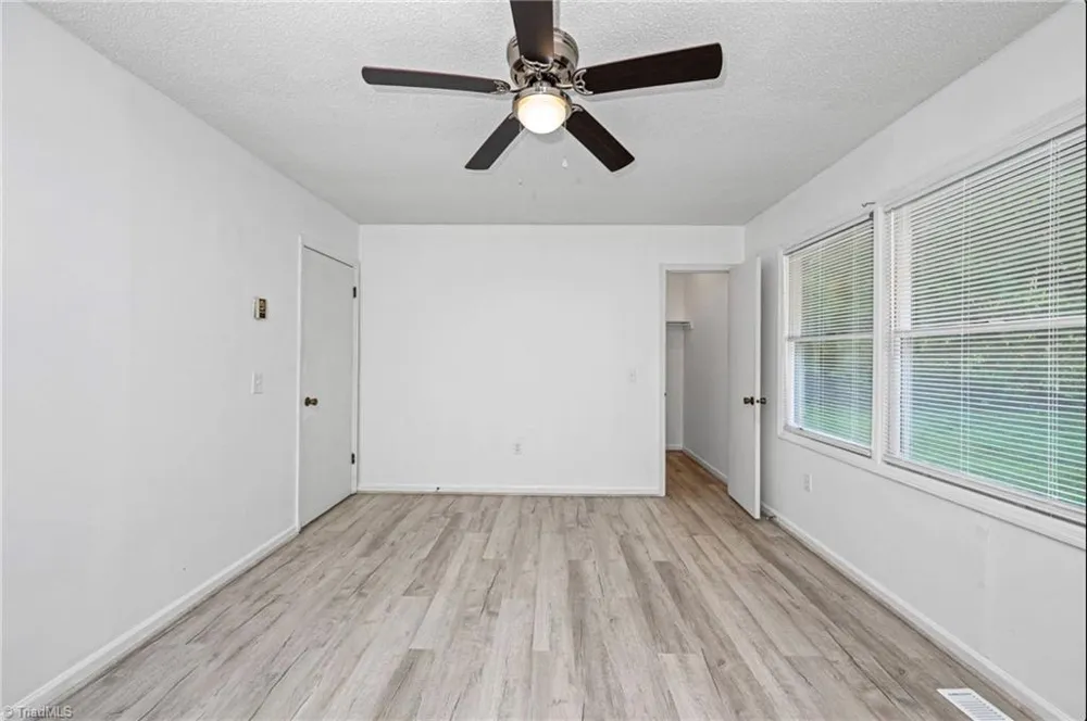11526 US Highway 421 Purlear, NC 28665