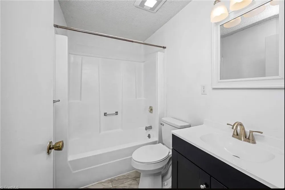 11526 US Highway 421 Purlear, NC 28665