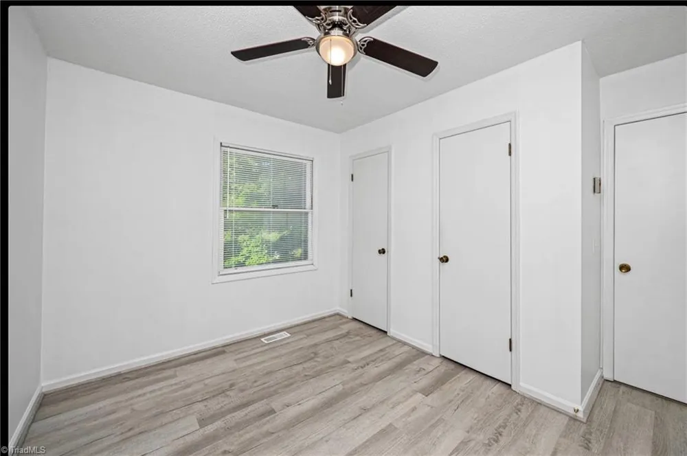 11526 US Highway 421 Purlear, NC 28665