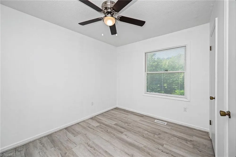 11526 US Highway 421 Purlear, NC 28665