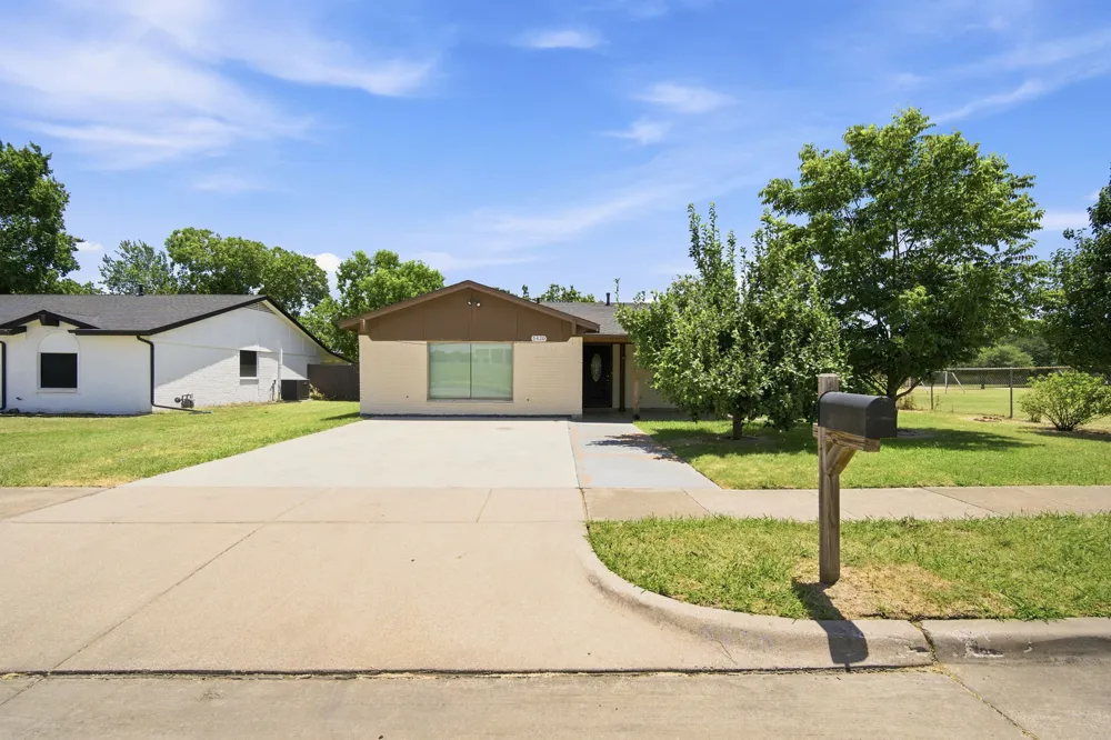 5420 Galway Lane North Richland Hills, TX 76180