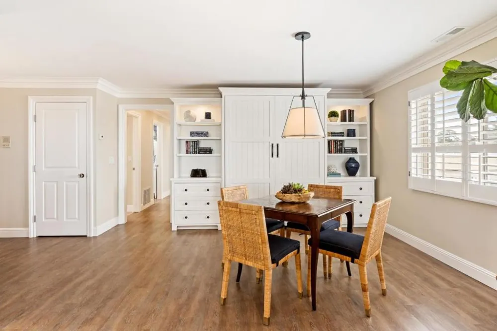 Mission 3 NW of 4th Avenue #5 Carmel, CA 93921