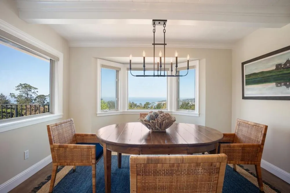 Mission 3 NW of 4th Avenue #5 Carmel, CA 93921
