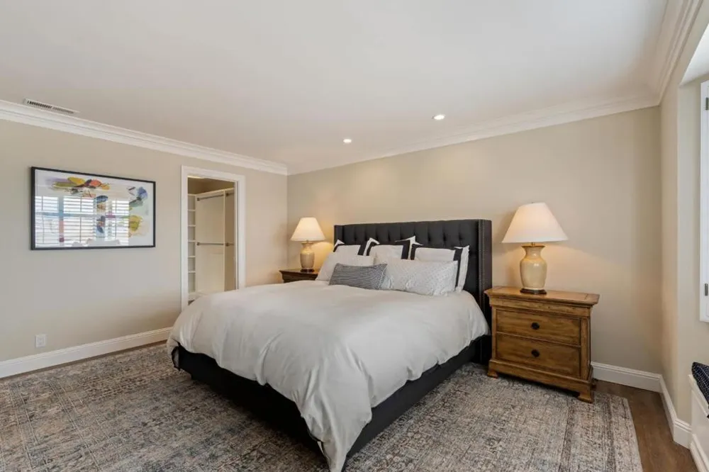 Mission 3 NW of 4th Avenue #5 Carmel, CA 93921