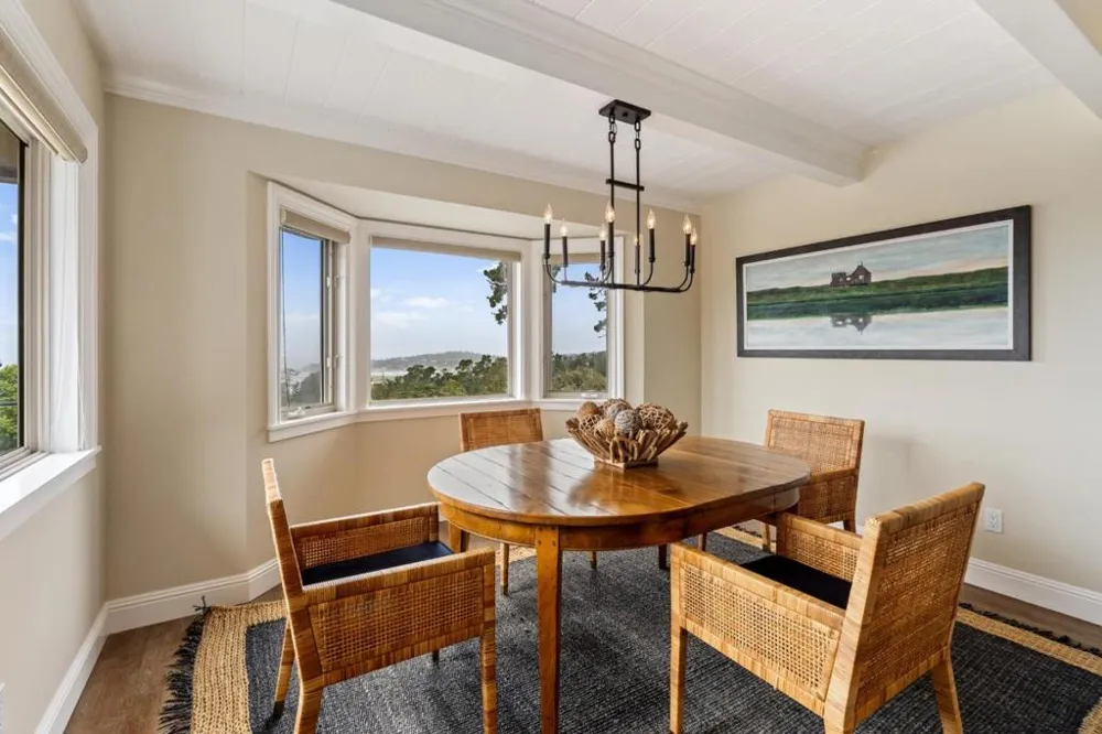 Mission 3 NW of 4th Avenue #5 Carmel, CA 93921