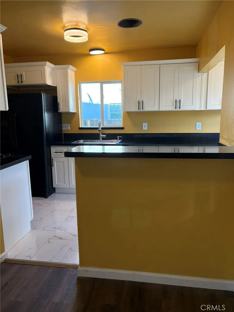 2325 Verde Bakersfield, CA 93304
