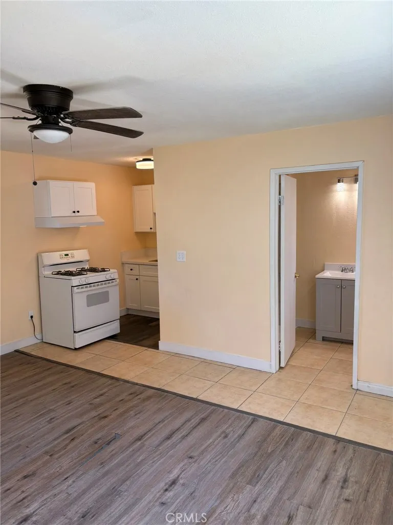 2325 Verde Bakersfield, CA 93304