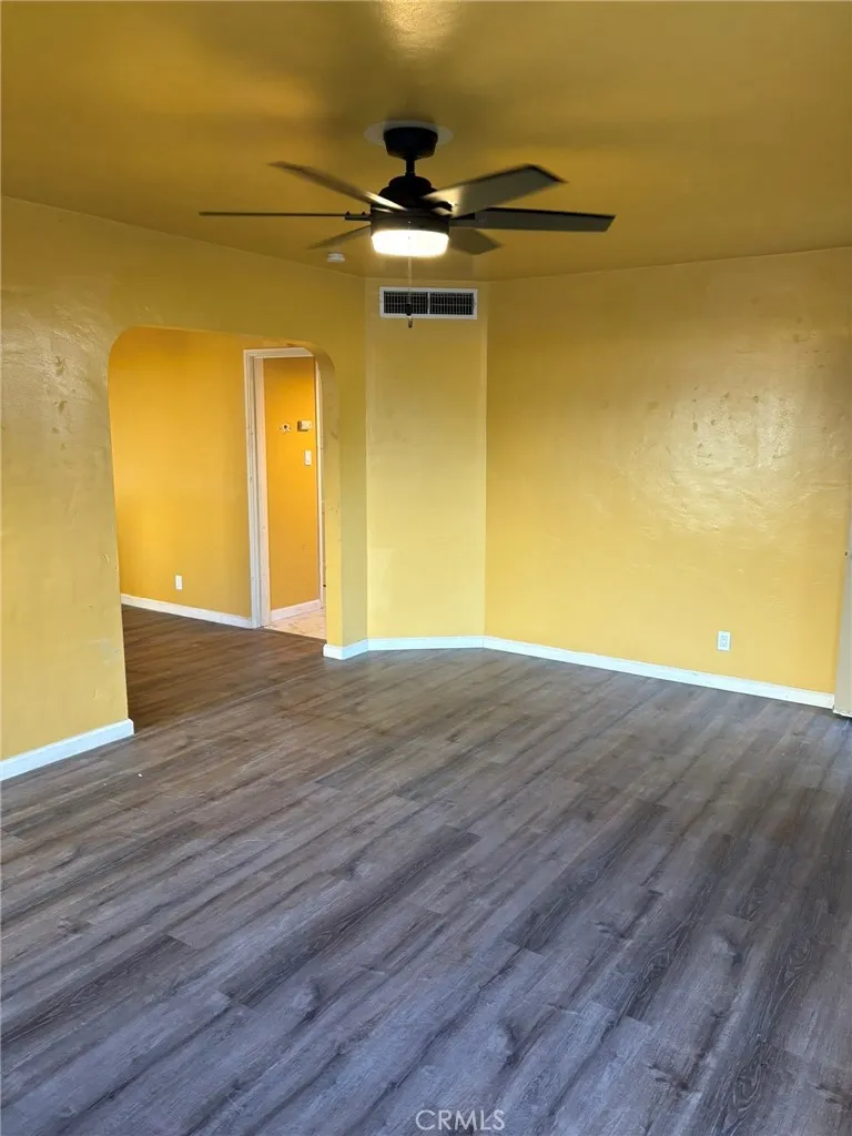 2325 Verde Bakersfield, CA 93304