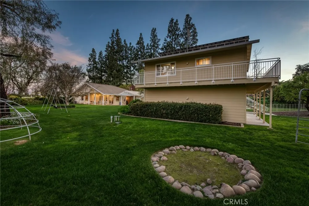 5648 E Dinuba Fowler, CA 93625