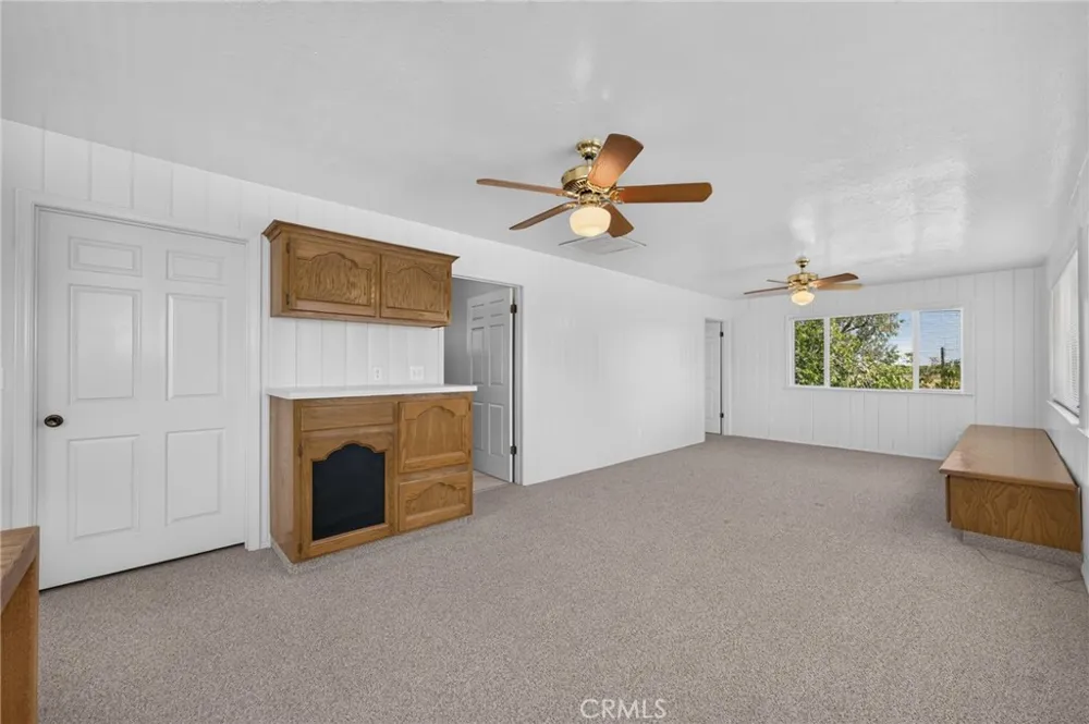 5648 E Dinuba Fowler, CA 93625