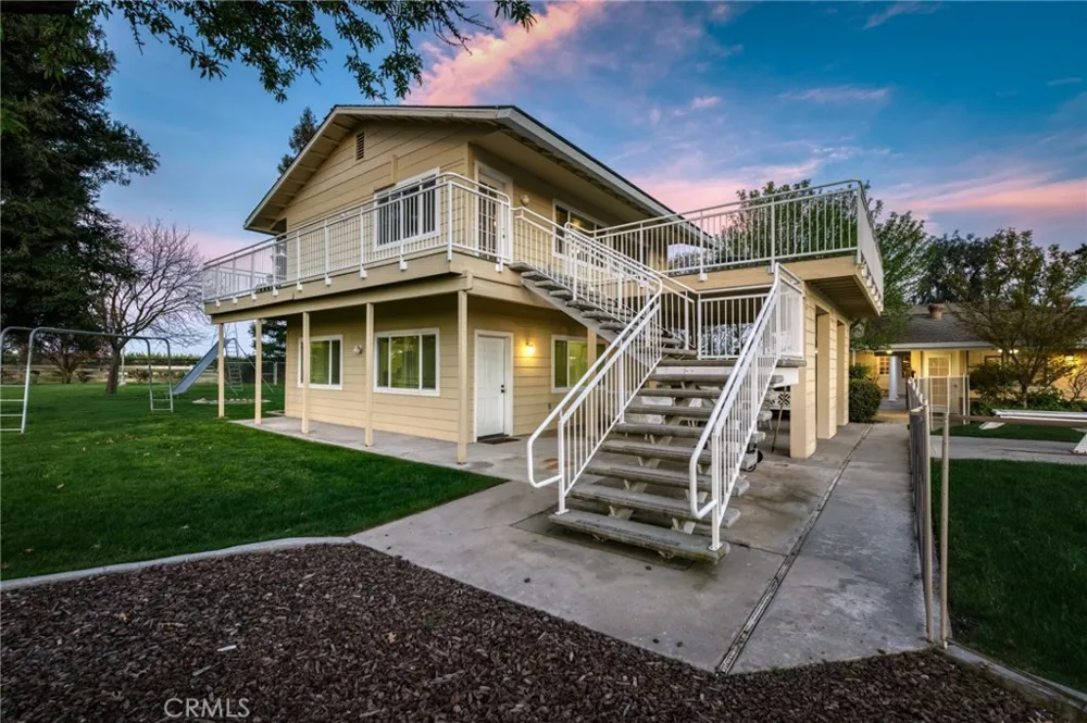 5648 E Dinuba Fowler, CA 93625