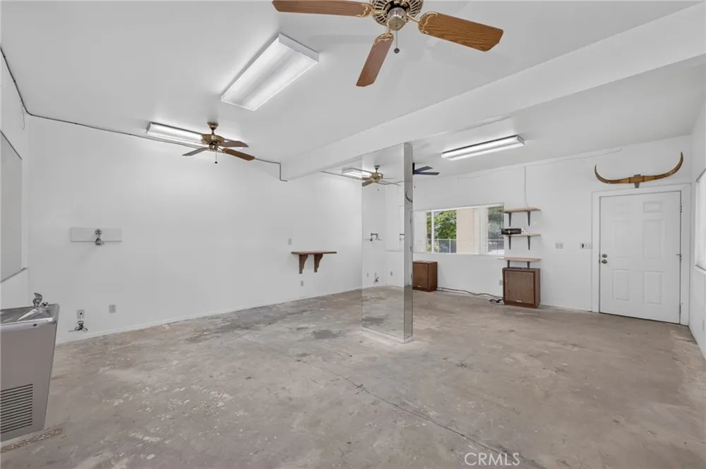 5648 E Dinuba Fowler, CA 93625