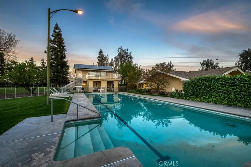 5648 E Dinuba Fowler, CA 93625