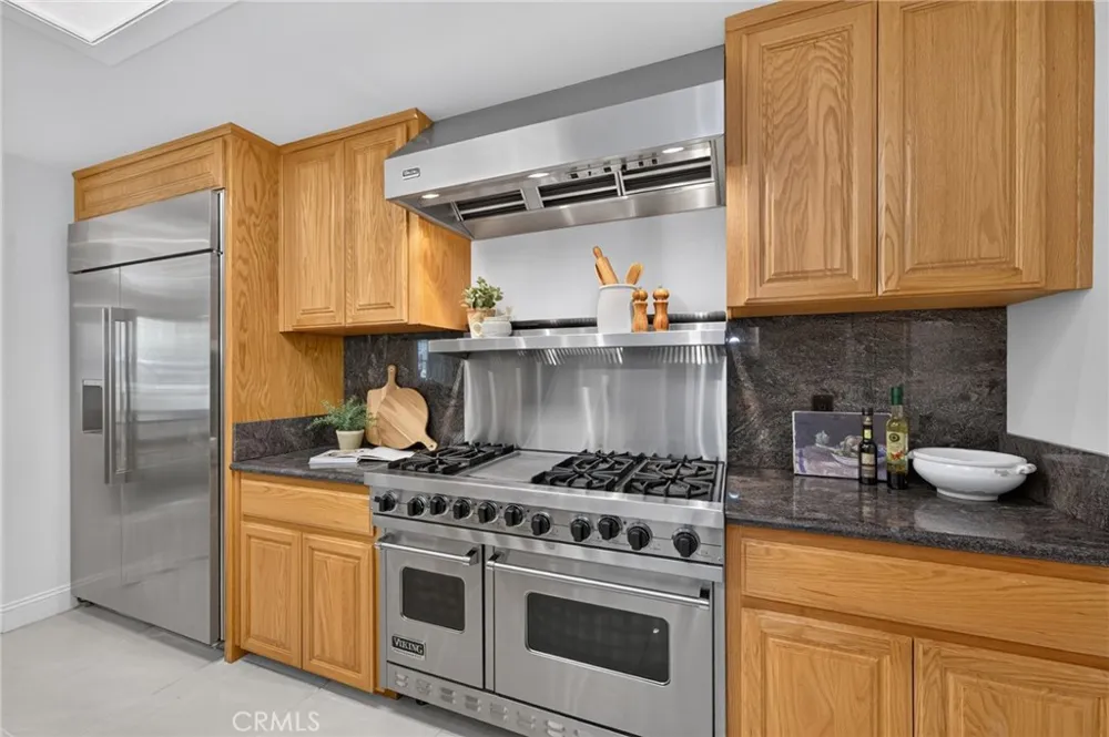 5648 E Dinuba Fowler, CA 93625