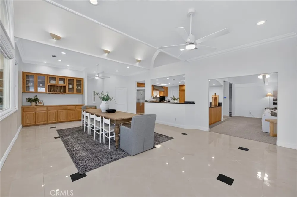 5648 E Dinuba Fowler, CA 93625
