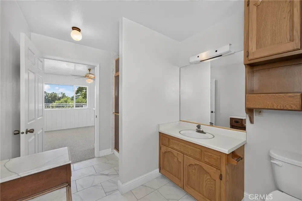 5648 E Dinuba Fowler, CA 93625