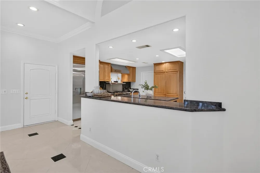 5648 E Dinuba Fowler, CA 93625
