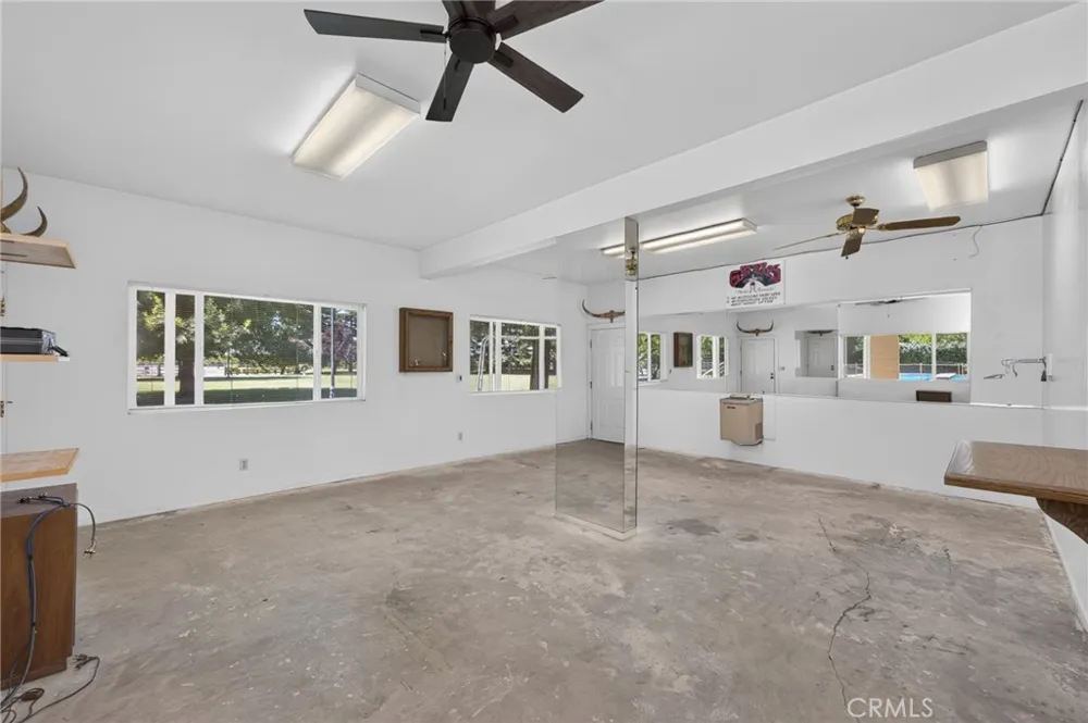 5648 E Dinuba Fowler, CA 93625
