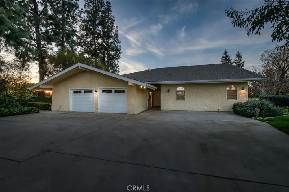 5648 E Dinuba Fowler, CA 93625