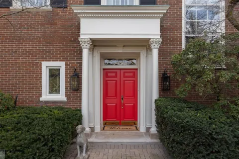105 Lake Shore Road