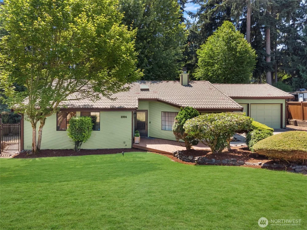 8904 121st Street Puyallup, WA 98373