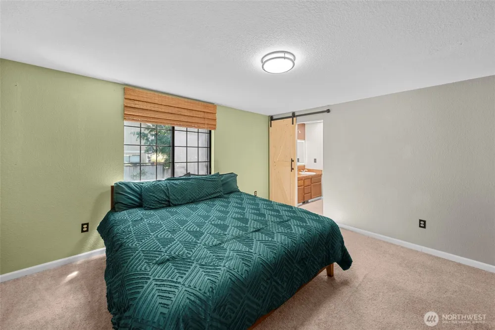 8904 121st Street Puyallup, WA 98373