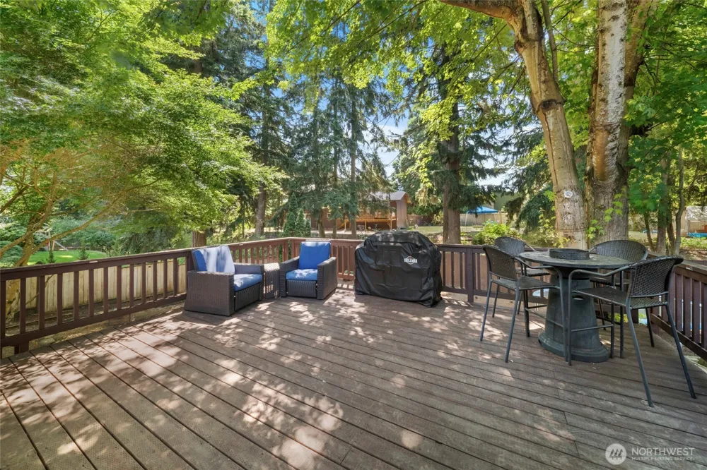 8904 121st Street Puyallup, WA 98373
