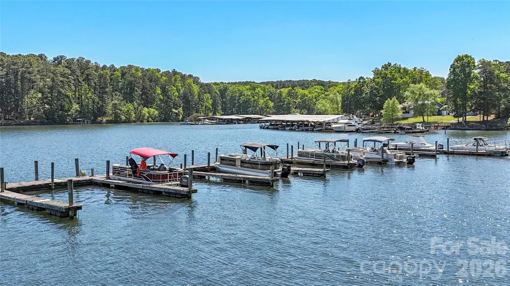 1516 Ardmore Drive Sherrills Ford, NC 28673