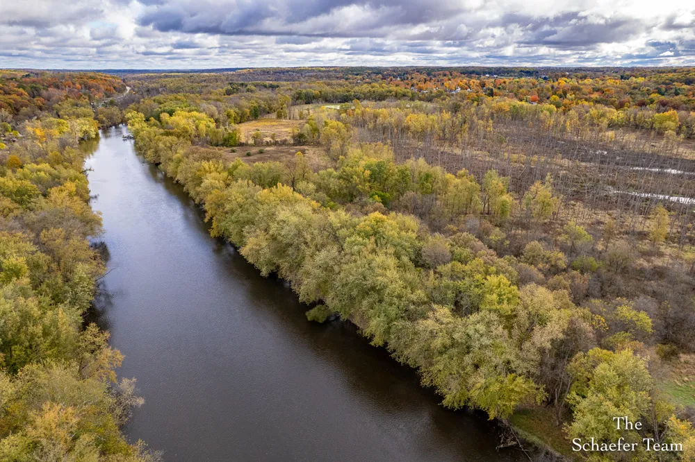 7758 Riverside Drive Saranac, MI 48881