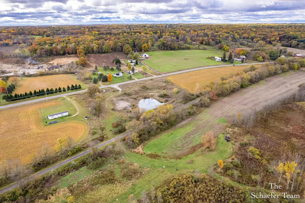 7758 Riverside Drive Saranac, MI 48881