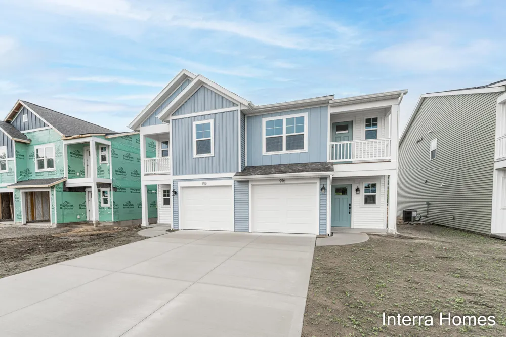 916 Indiana Avenue #15 South Haven City, MI 49090