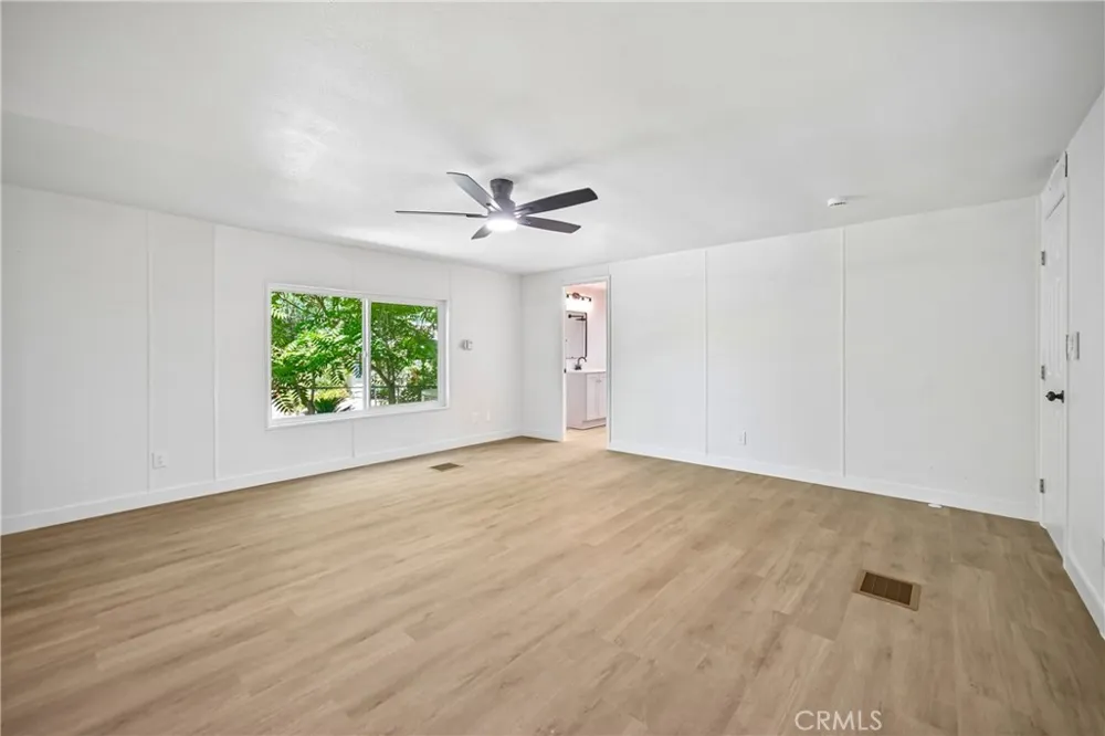 12233 E Avenue V-12 Pearblossom, CA 93553