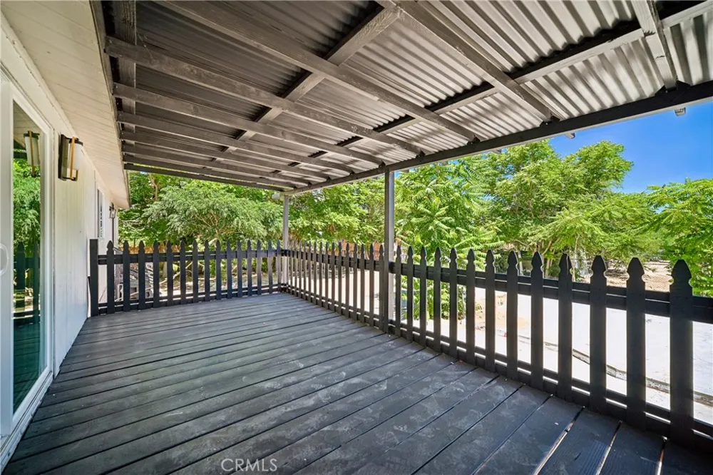 12233 E Avenue V-12 Pearblossom, CA 93553