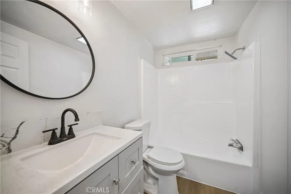 12233 E Avenue V-12 Pearblossom, CA 93553