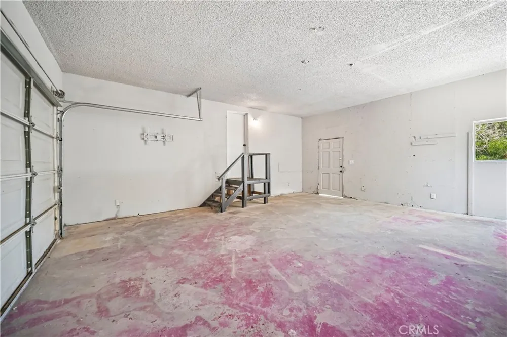 12233 E Avenue V-12 Pearblossom, CA 93553