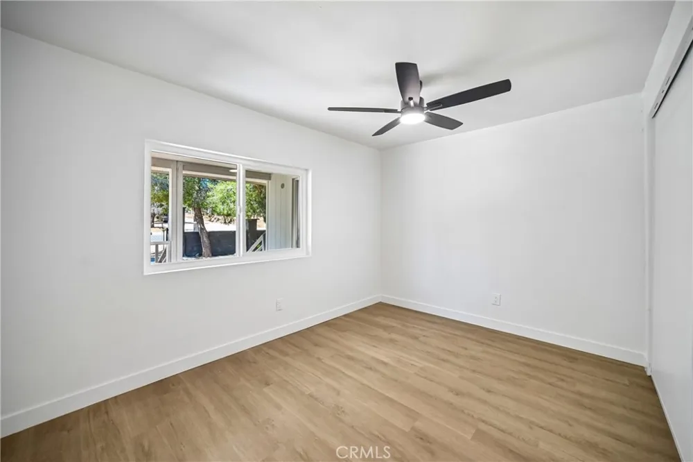 12233 E Avenue V-12 Pearblossom, CA 93553