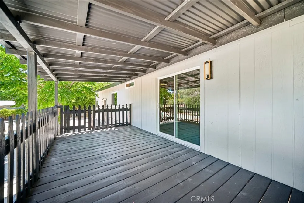 12233 E Avenue V-12 Pearblossom, CA 93553
