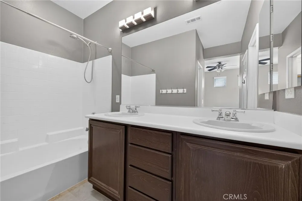 44943 Bellflower Lane #120 Temecula, CA 92592