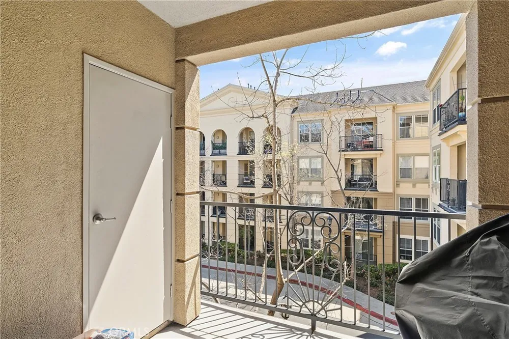 3338 Watermarke Irvine, CA 92612