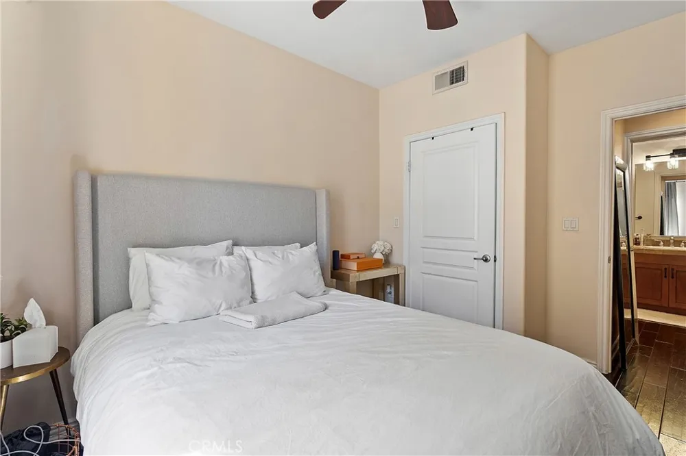 3338 Watermarke Irvine, CA 92612