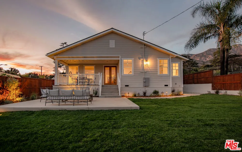 924 E Poppyfields Drive Altadena, CA 91001