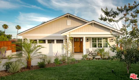 924 E Poppyfields Drive