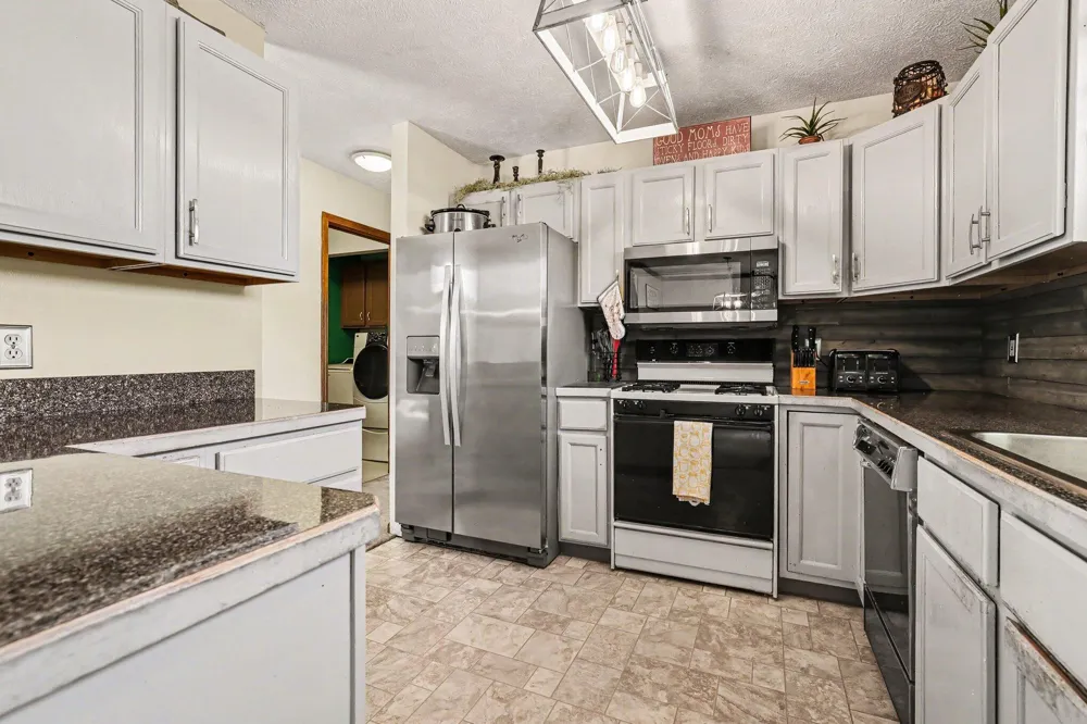 13575 Shaner Avenue NE Cedar Springs, MI 49319