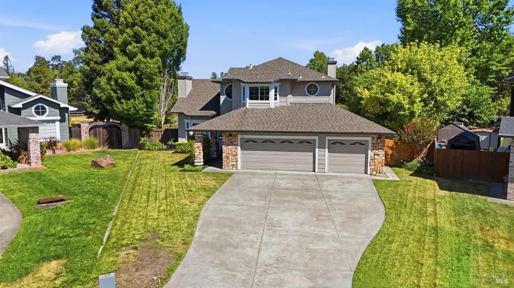 372 Fireweed Court Windsor, CA 95492