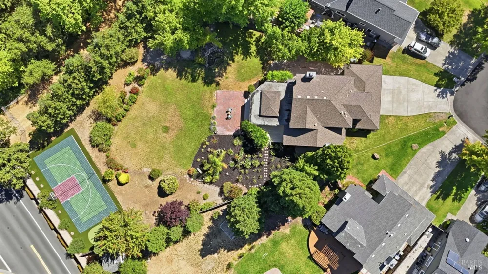 372 Fireweed Court Windsor, CA 95492