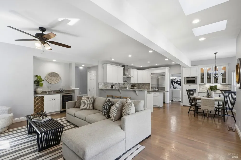 372 Fireweed Court Windsor, CA 95492